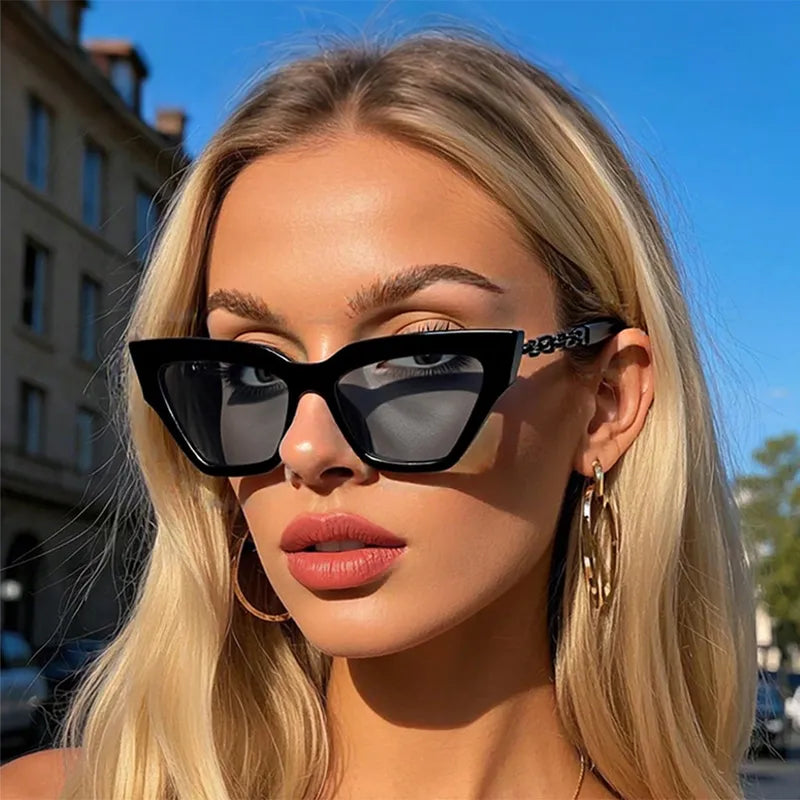 Casual Retro Solid Cat Eye Black