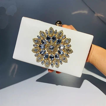 Classy Red Carpet- Ready Clutches