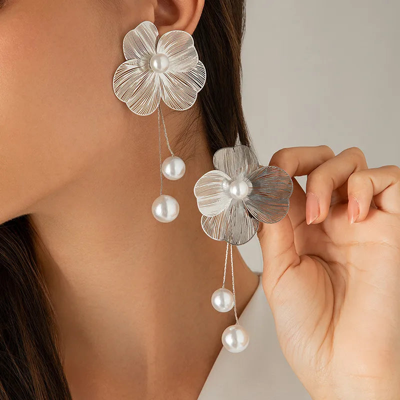 Flower Drop Earring Silver