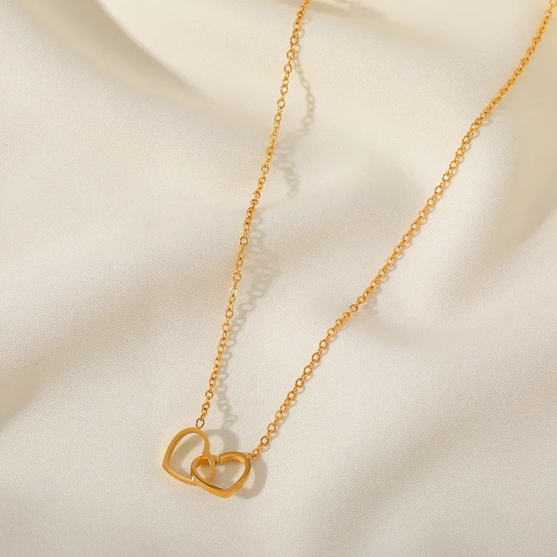 Delicate Heart Style 304 Stainless Steel 18K Gold Plated Necklace
