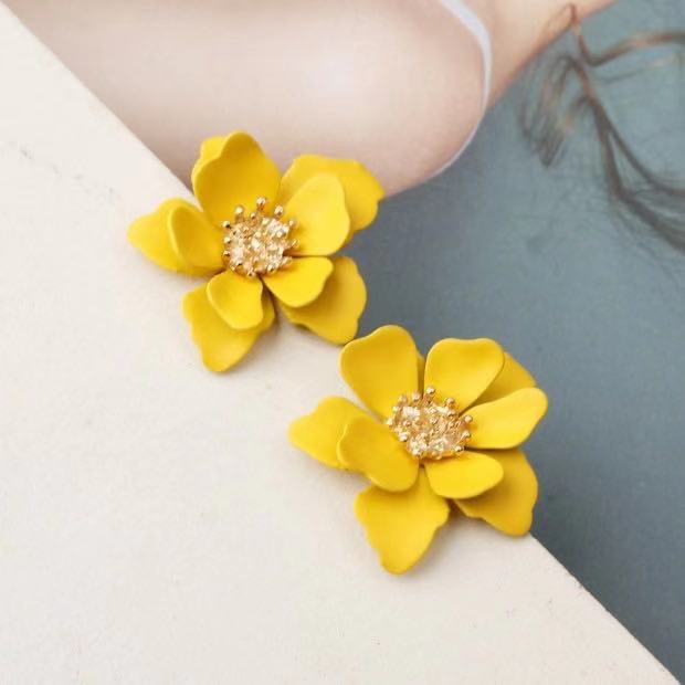 Retro Flower Spray Paint Alloy Artificial Gemstones Earrings Ear Studs
